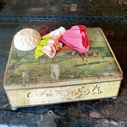 Ricamo contemporaneo ✦ Tutto è vano, pannolino vintage di lino, pezzo unico